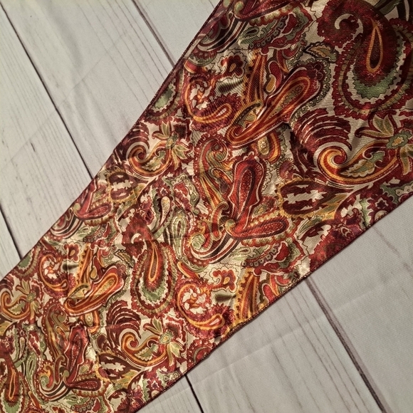 Lane Bryant Paisley Scarf Fall Colors - Picture 10 of 12